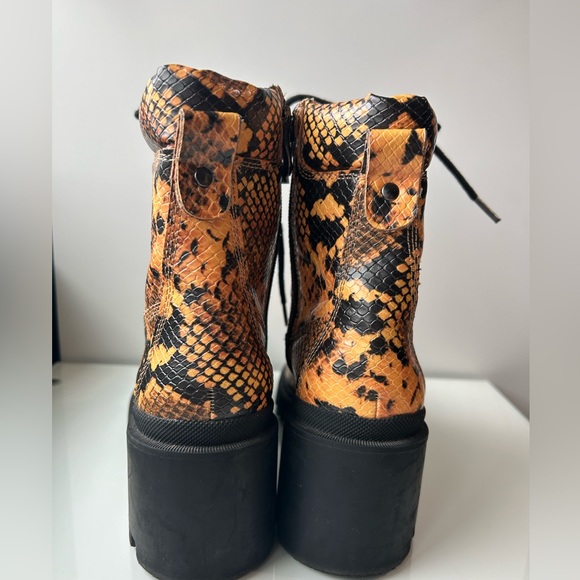 Steve Madden Orange Yellow Snakeskin Combat Boots - Picture 4 of 10